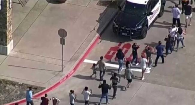 Gunman Kills 09 at US Mall, including children